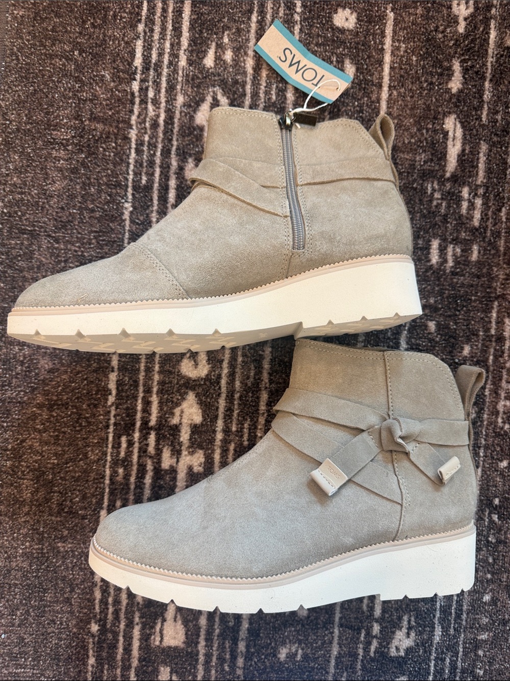 NWT TOMS Marlow Dune Suede Wedge Ankle Booties with Side Zip 9.5 - Picture 9 of 14